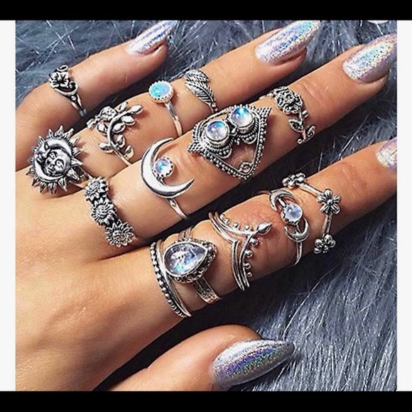Jewelry - NEW! Boho Silver 13 Piece Ring Set.
